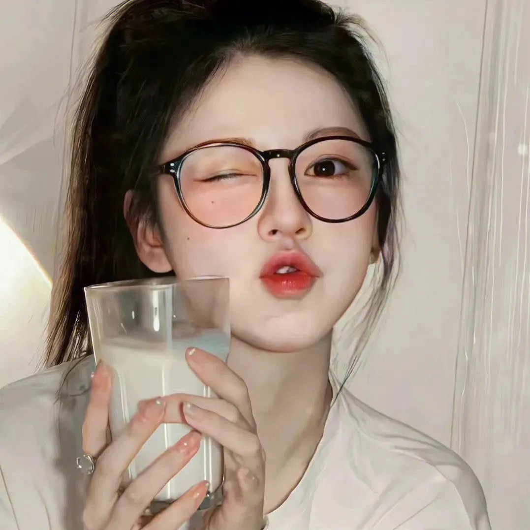 微笑威士忌封面